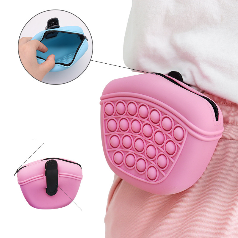 Silicone Treat Pouch / Dog Training Waist Bag - Image 9